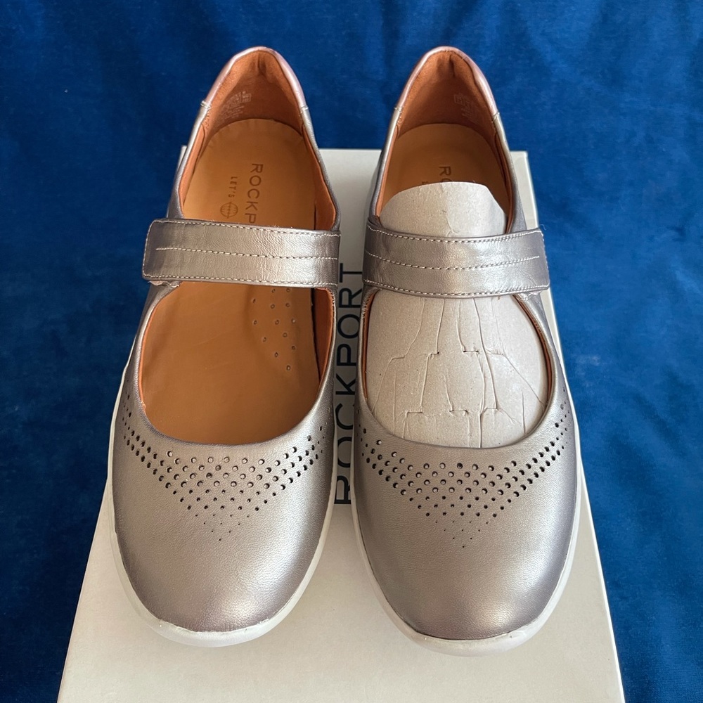 Rockport Mary Jane’s size 8